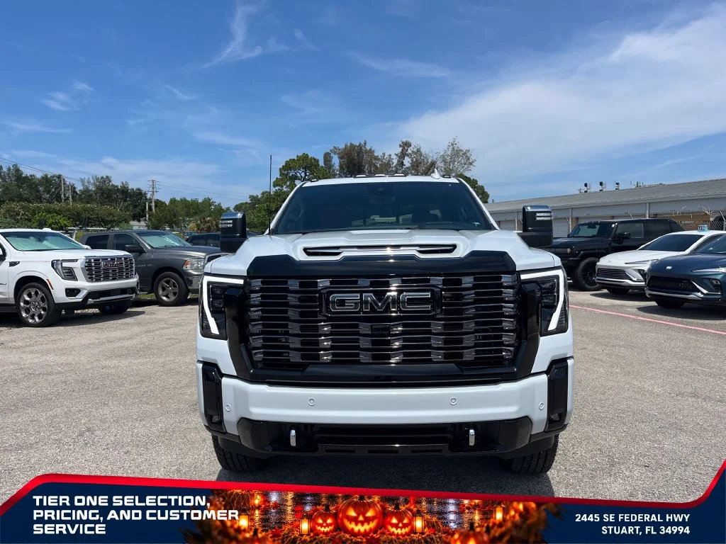 New 2026 Glacier White Tricoat GMC Denali Ultimate image 3