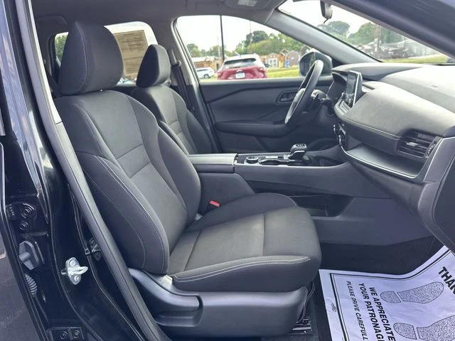 Used 2025 Black Nissan S image 29