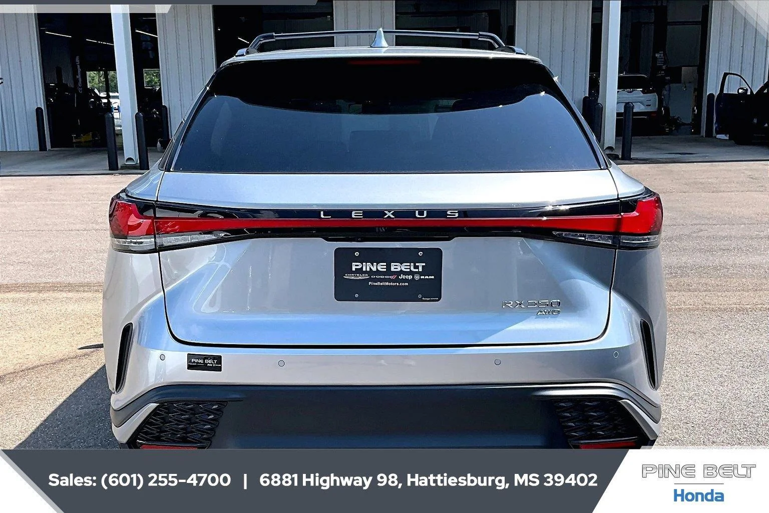 Used 2024 Iridium Lexus RX 350 F SPORT Handling image 4