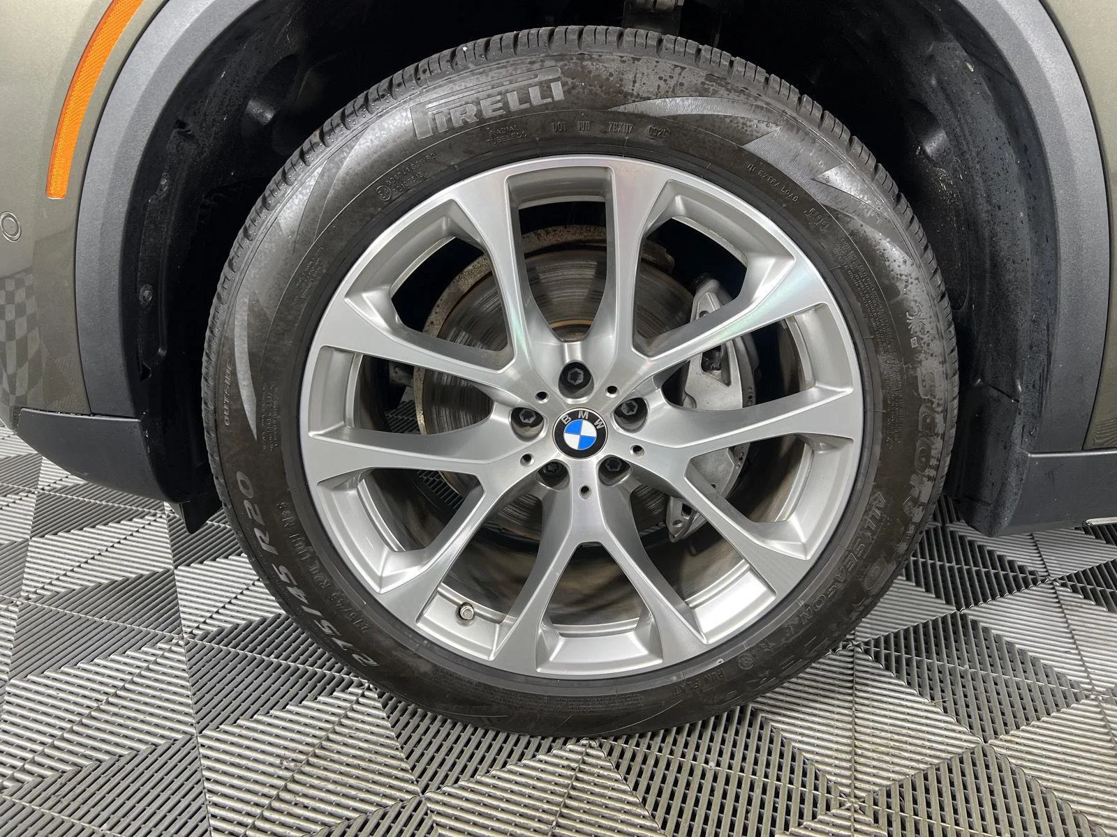 Used 2024 Manhattan Green Metallic BMW xDrive40i image 18