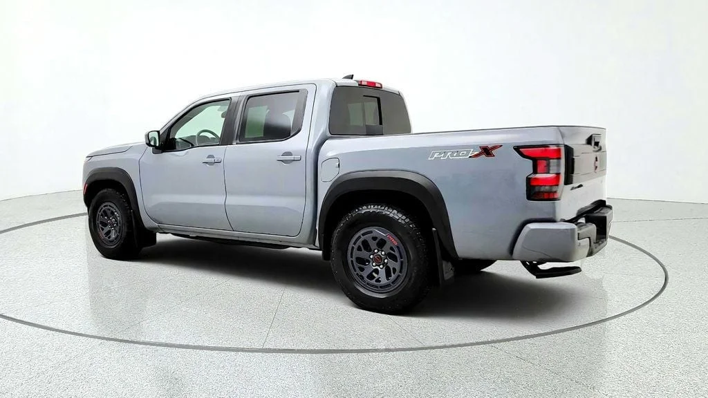 Used 2025 Boulder Gray Pearl Nissan Crew Cab 4x2 PRO-X image 7