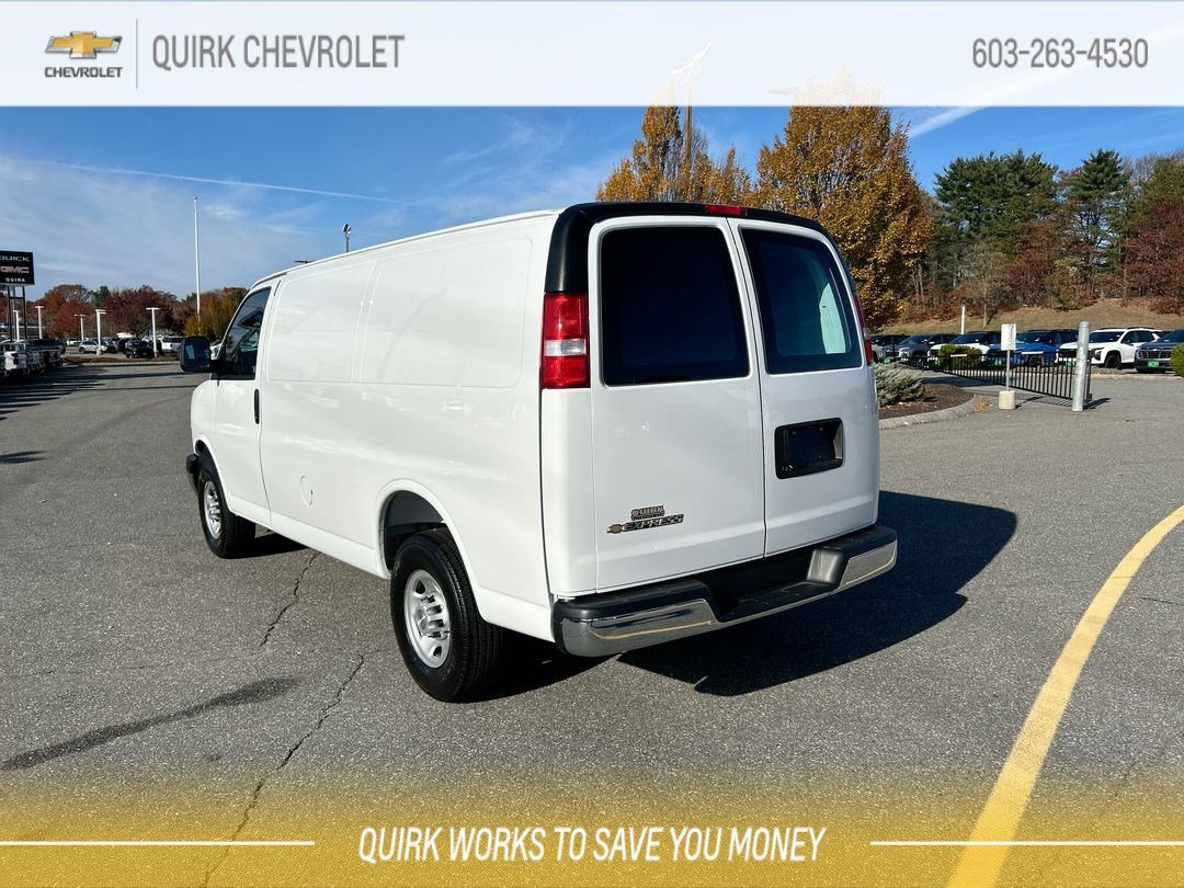 2025 Chevrolet Express Cargo Work Van - Photo 9