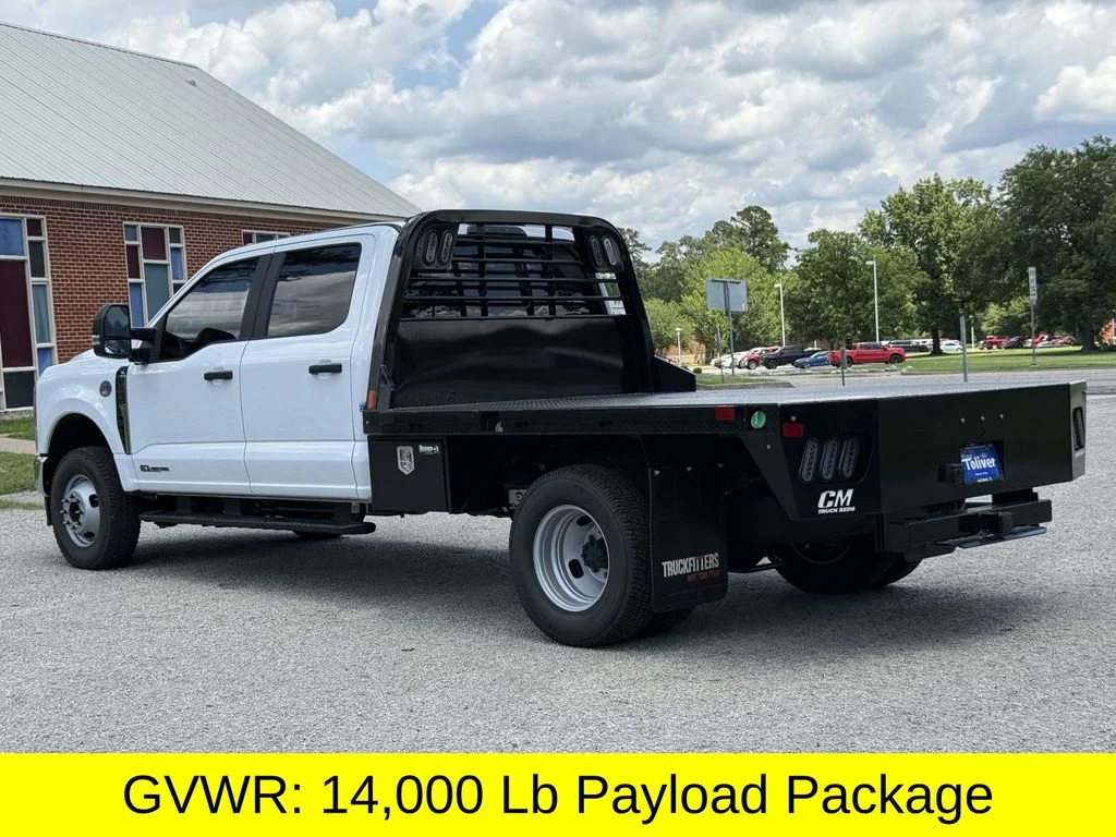 New 2026 Oxford White Ford F-350® XL image 7