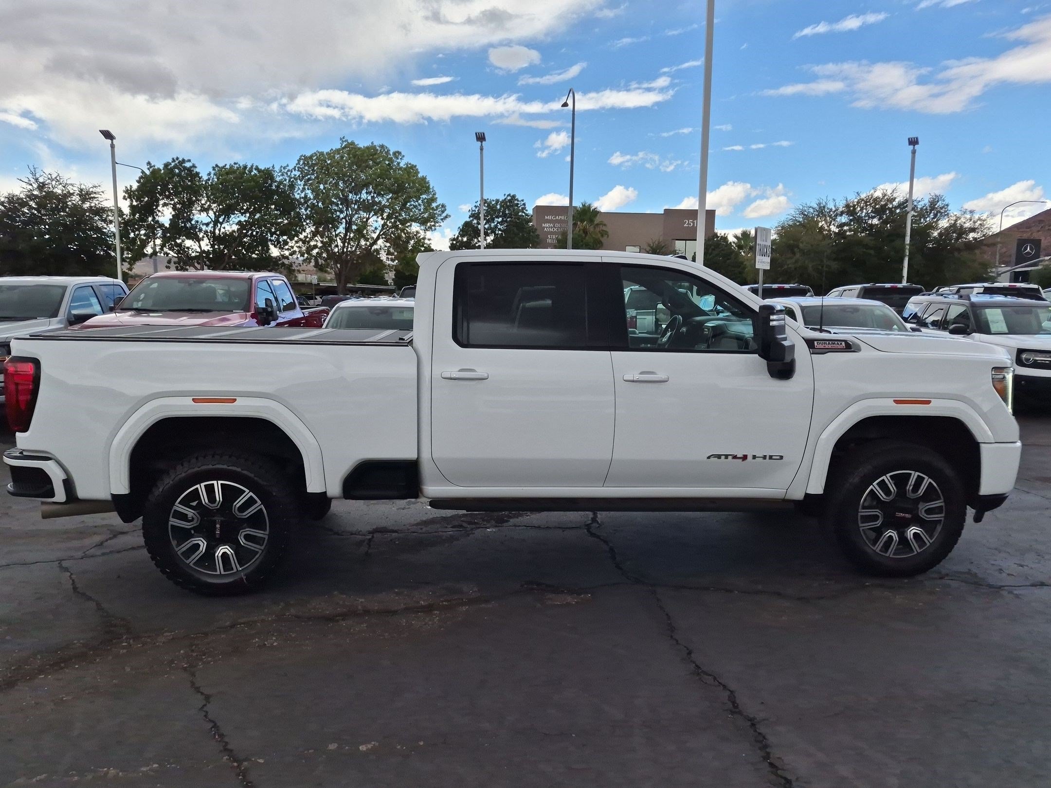 Used 2022 Summit White GMC AT4 image 2