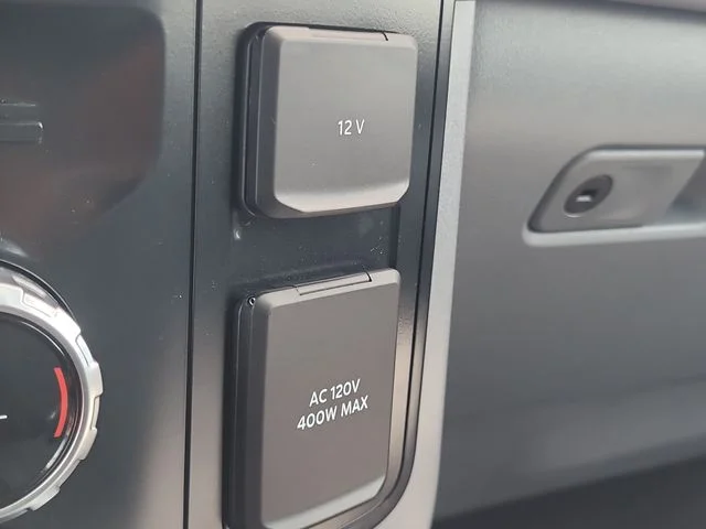 Used 2023 Gray Ford XLT image 25