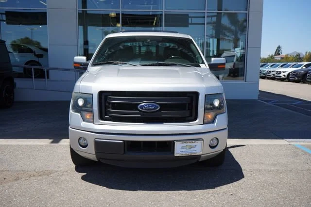 Used 2014  Ford XL image 3