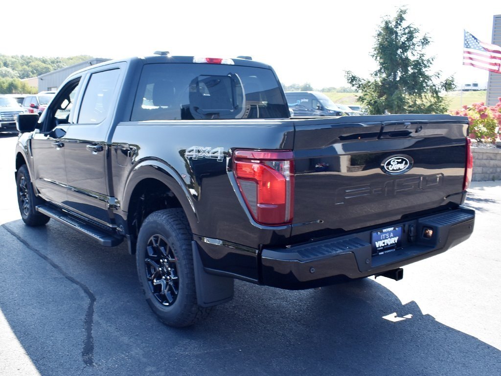 2025 Ford F-150 XLT photo 3