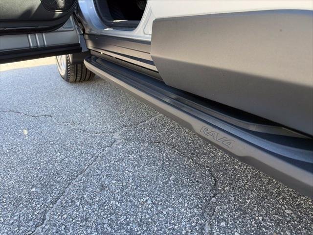Certified Used 2025 SILVER SKY METALLIC Toyota  image 10
