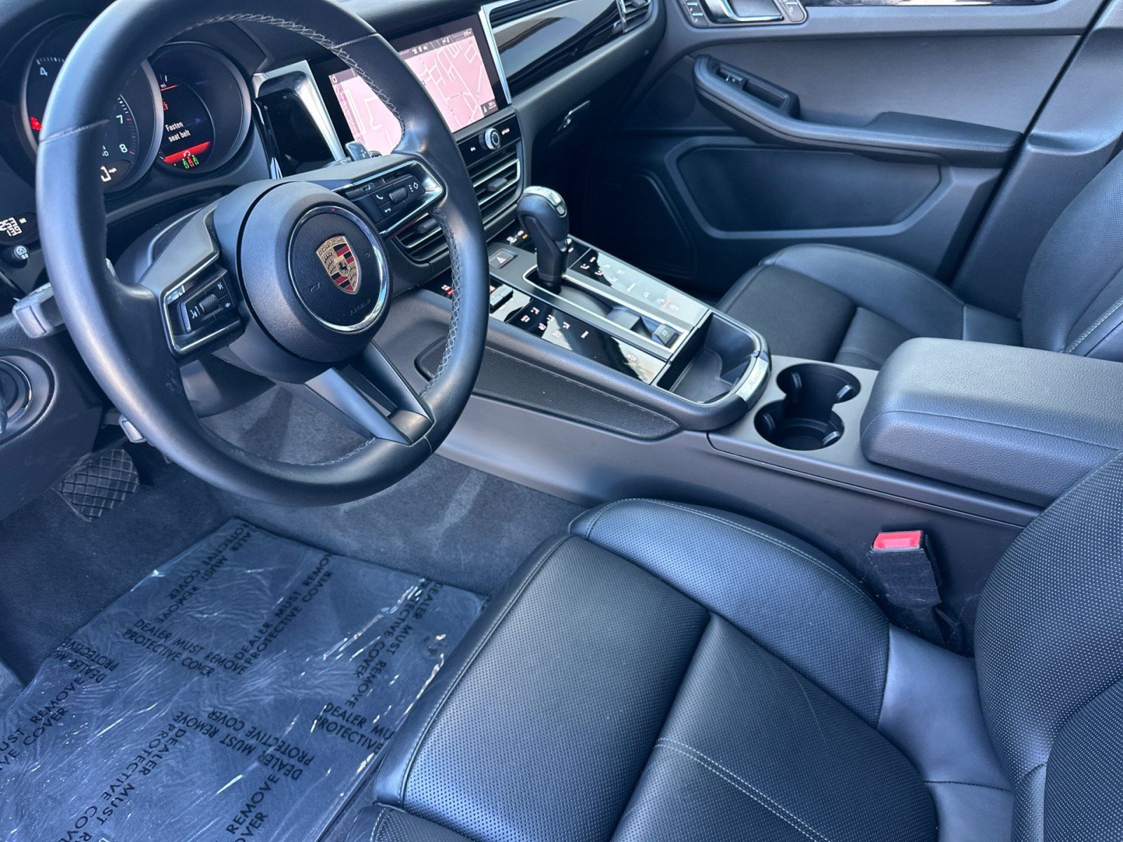 Certified Used 2024 White Porsche Macan (AWD) image 4