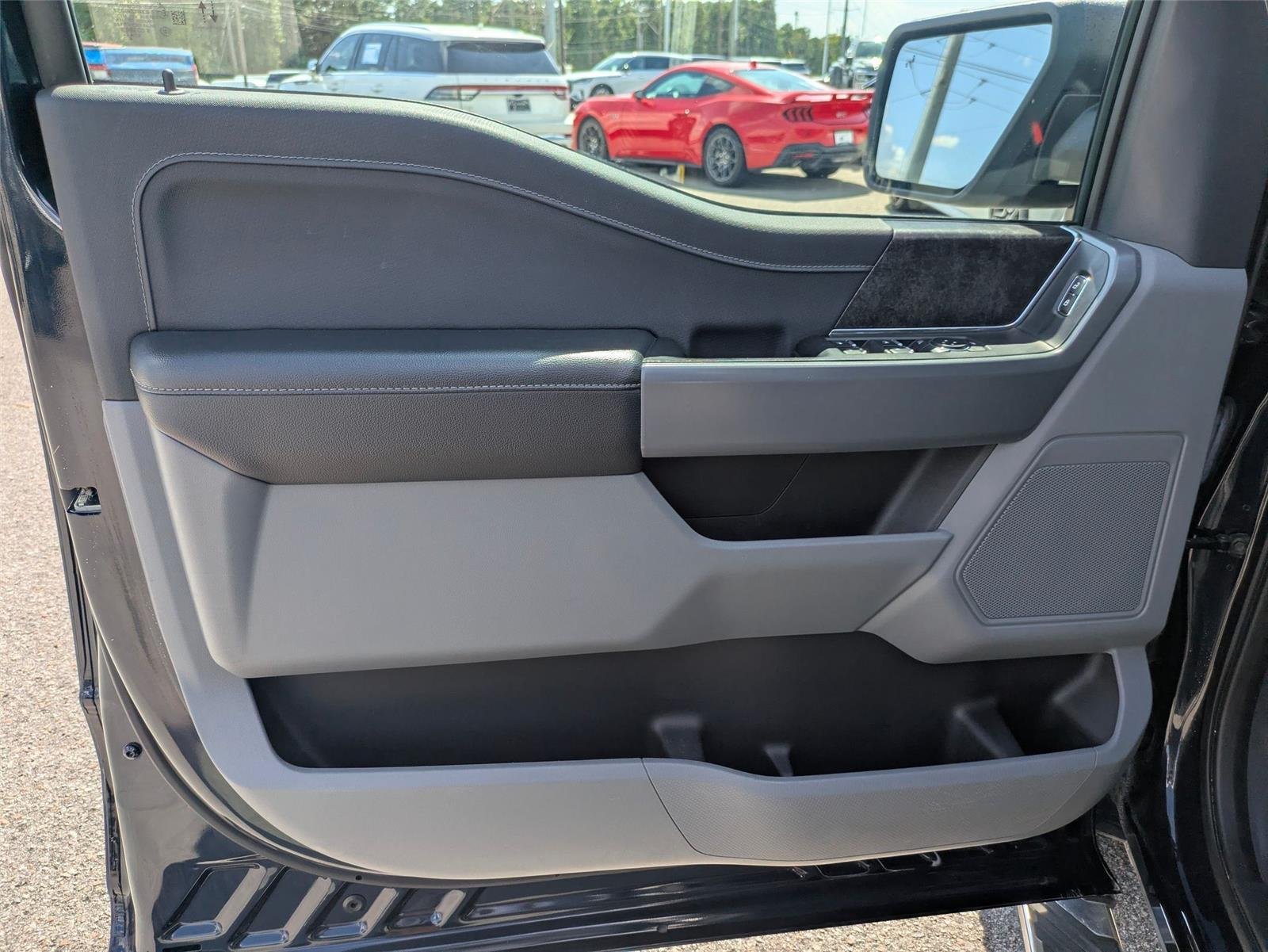 Used 2023 Antimatter Blue Metallic Ford XLT image 11
