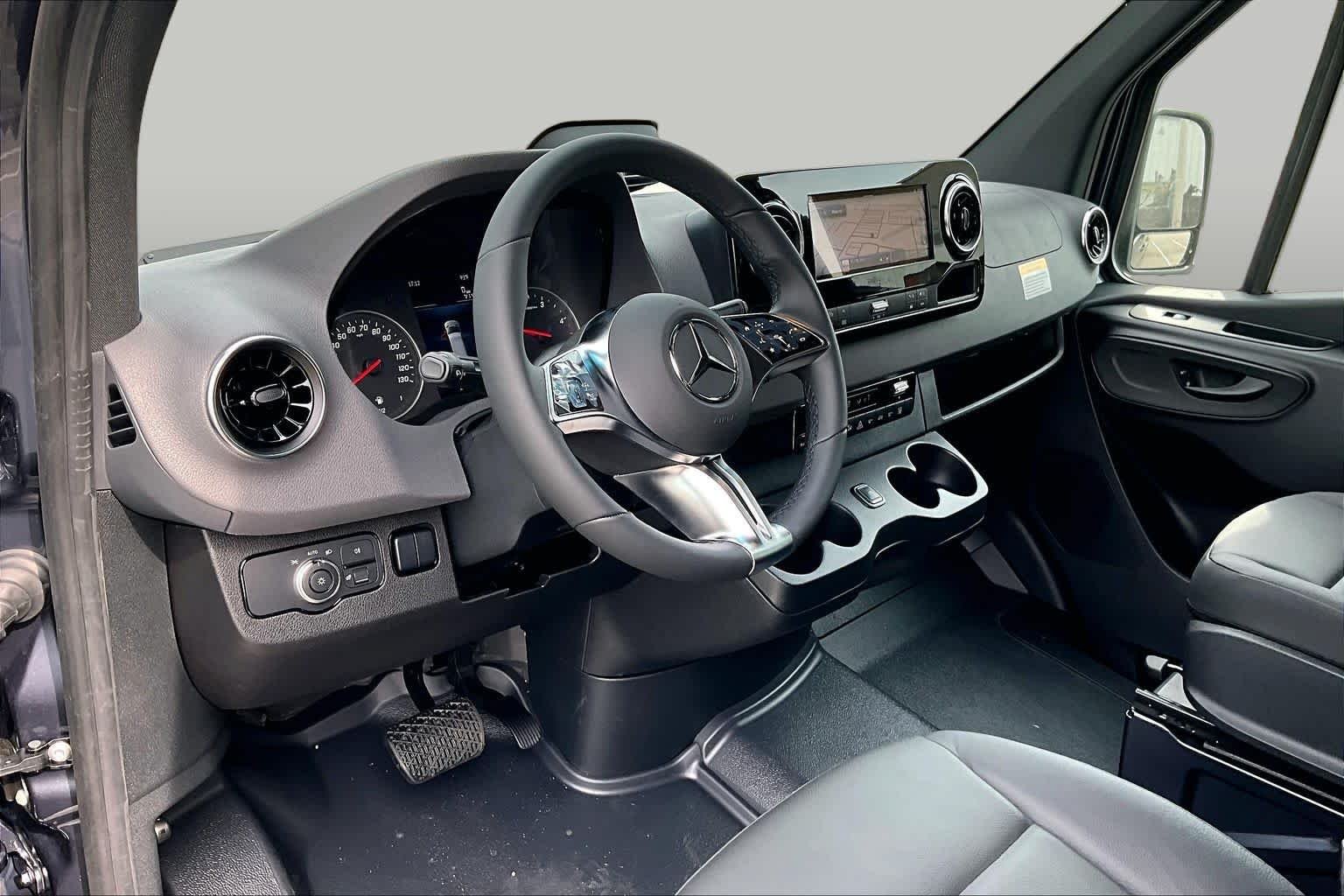 New 2026 Tenorite Gray Metallic Mercedes-Benz  image 9