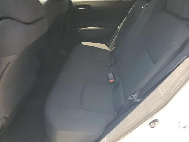 Used 2022 Wind Chill Pearl Toyota LE image 22
