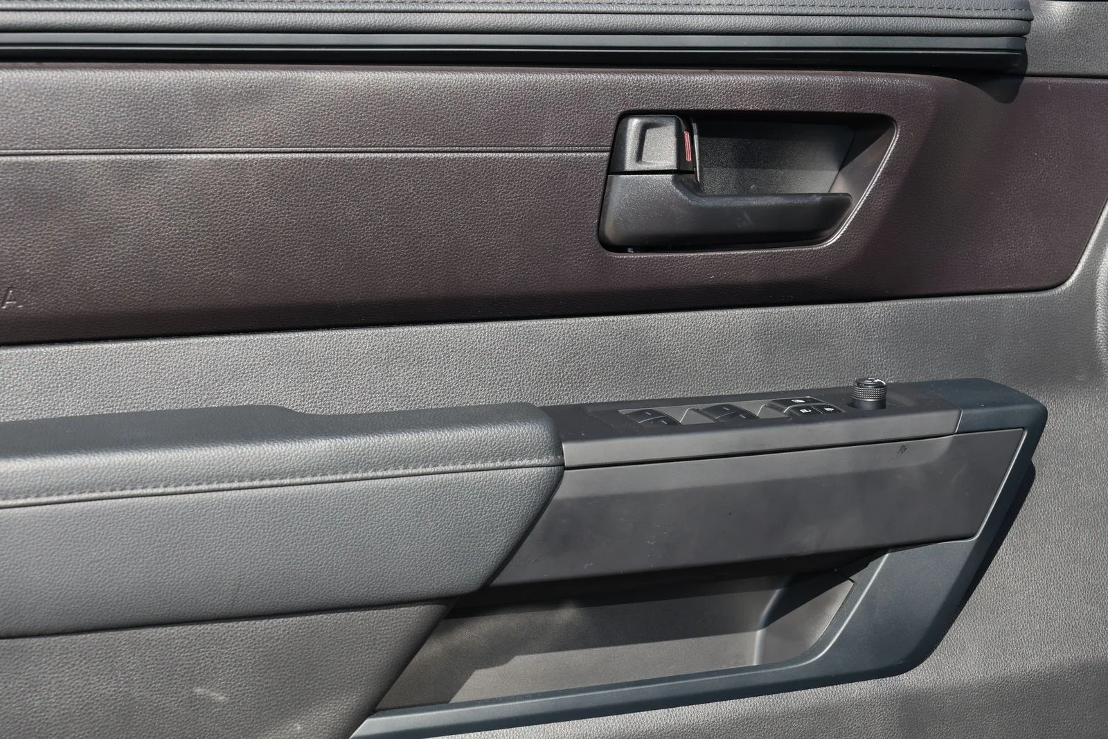 Used 2025 Gray Toyota SR image 23