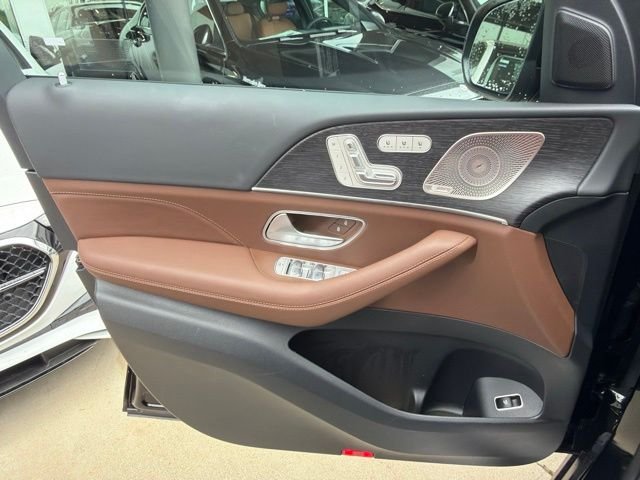 Certified Used 2026 Black Mercedes-Benz GLS 450 image 12