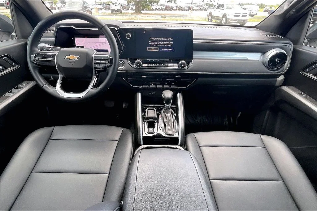 Used 2024 White Chevrolet LT image 7