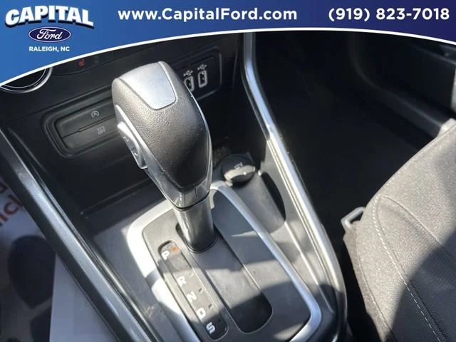 Used 2021  Ford SE image 30