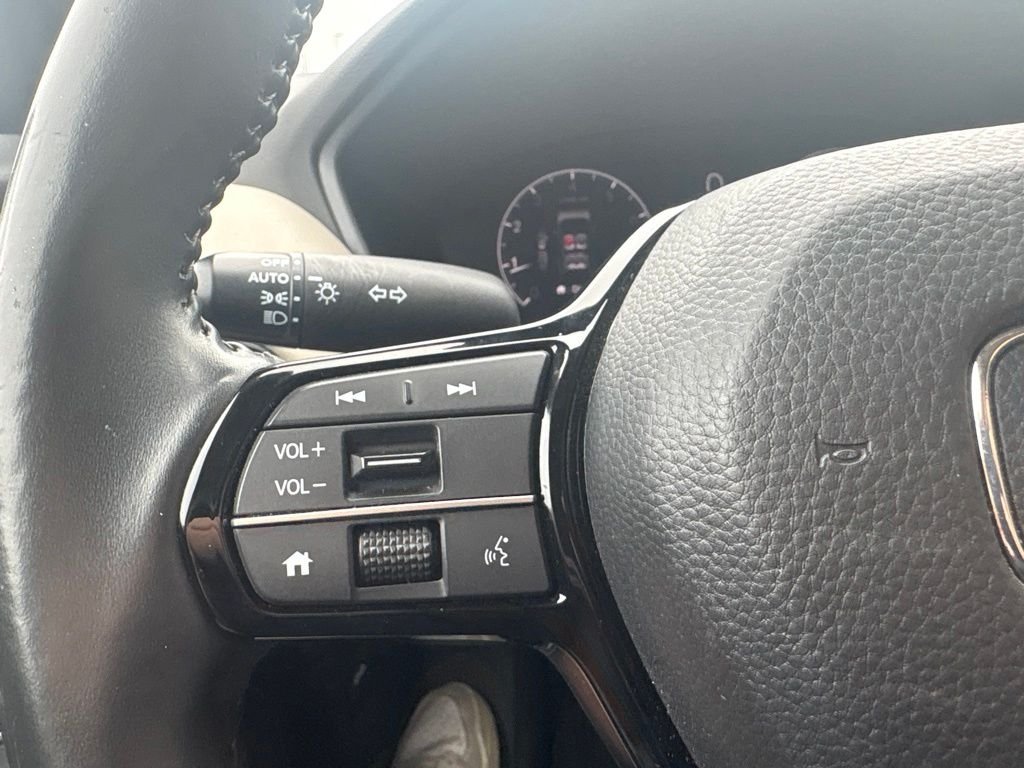 Used 2024 Light Green Honda EX-L image 16