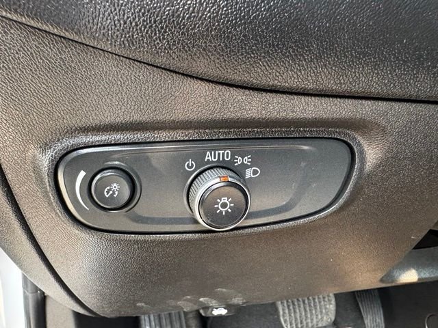 Used 2023 Summit White Chevrolet LT image 18