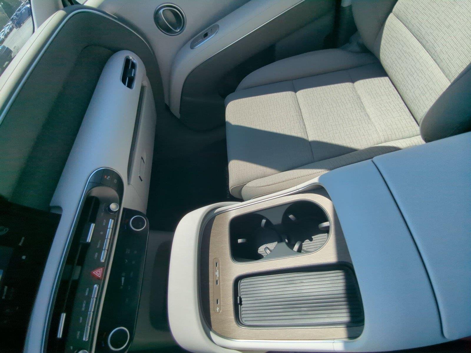 New 2026 Abyss Black Pearl Hyundai SE image 20