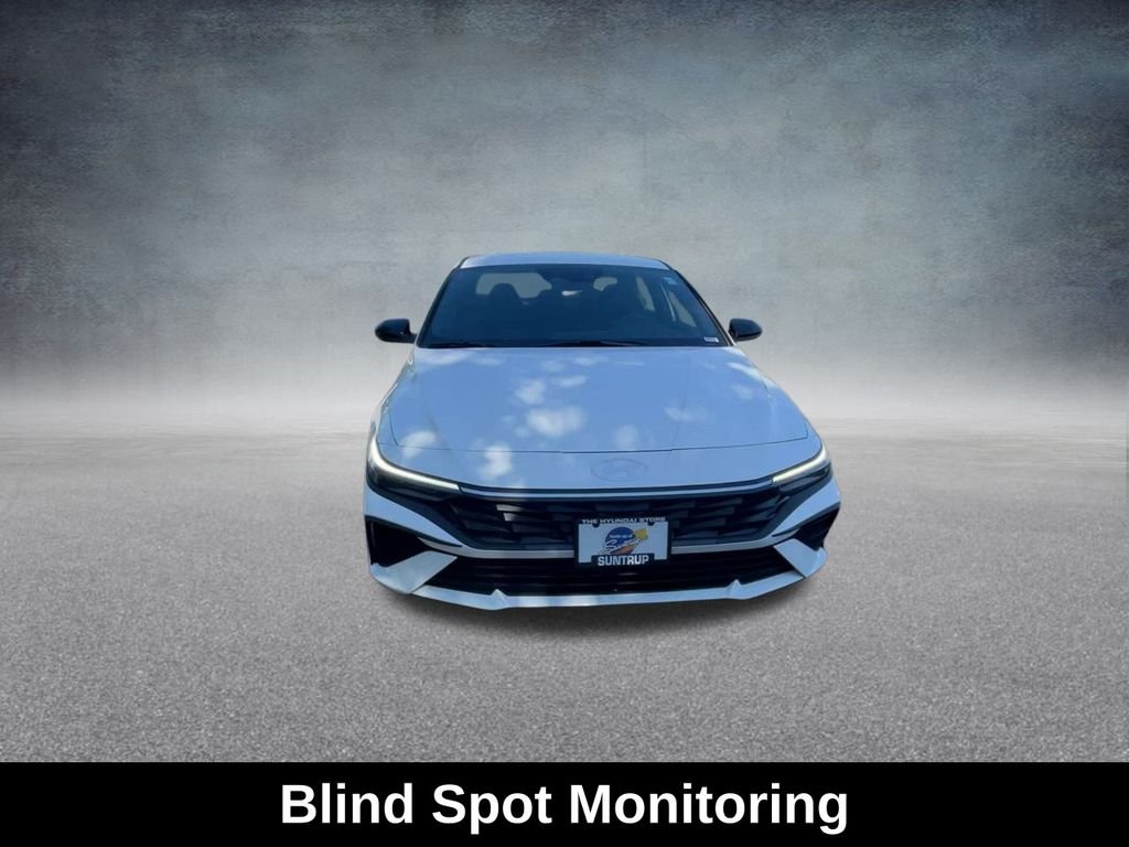 2025 Hyundai Elantra Blue - Photo 6