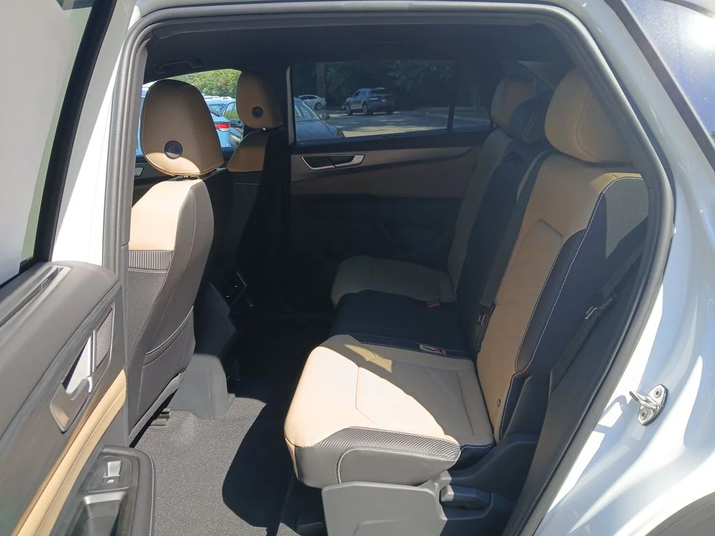 2026 Volkswagen Atlas Cross Sport SE w/Tech - Photo 23