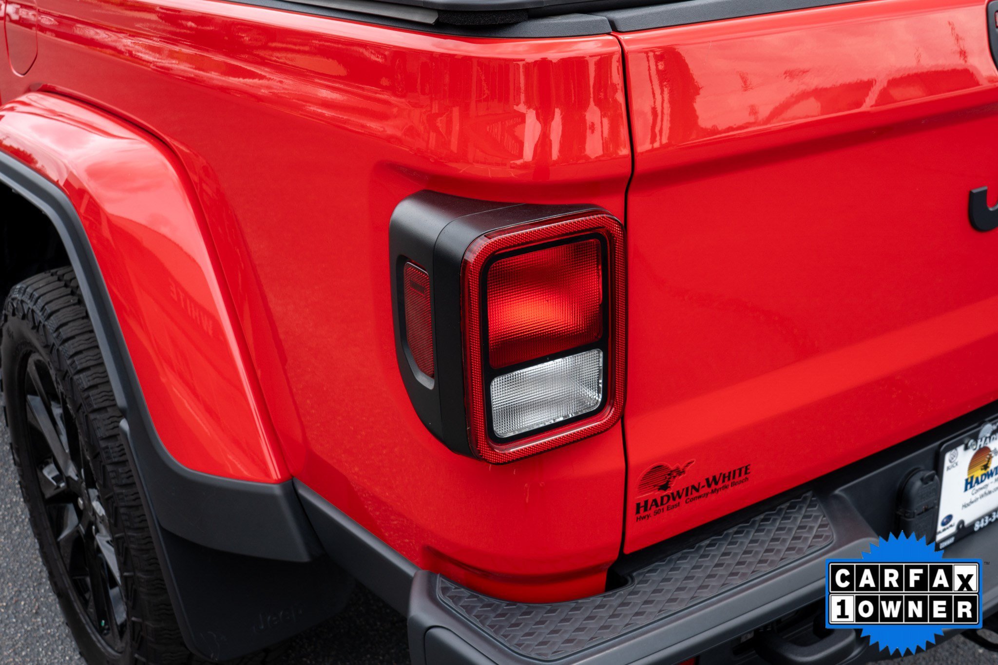 2025 Jeep Gladiator Nighthawk - Photo 10