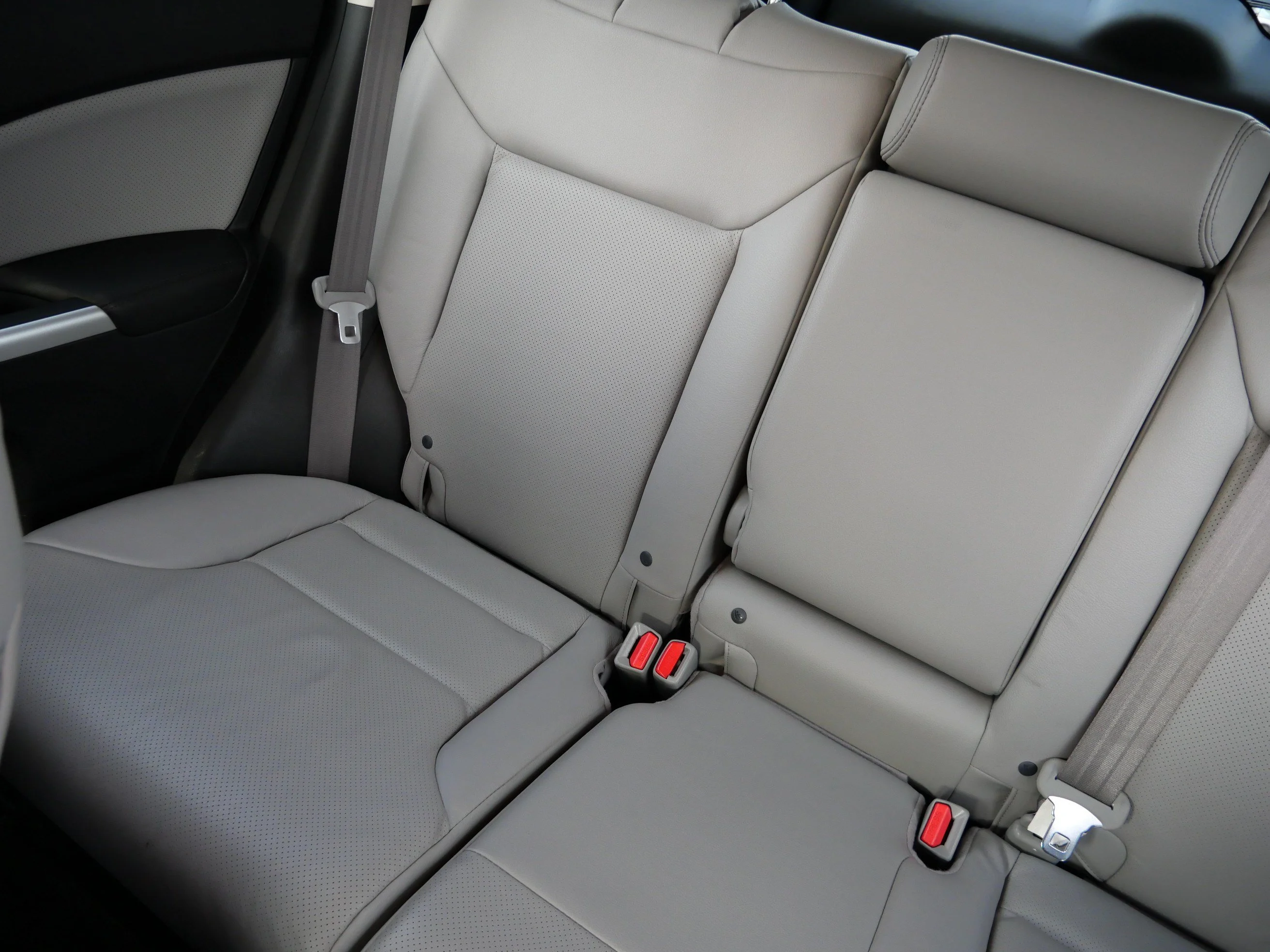 Certified Used 2016 Gray Honda EX-L image 12