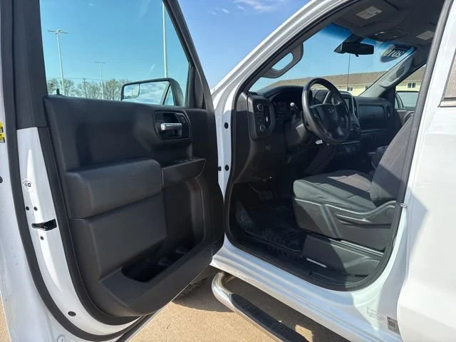 Used 2019 Summit White Chevrolet Custom Trail Boss image 13