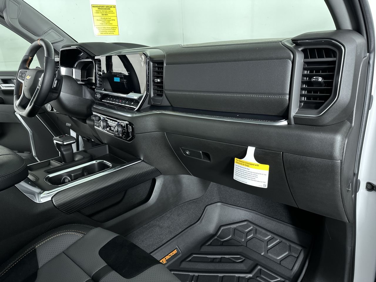 2025 Chevrolet Silverado 1500 LTZ - Photo 127