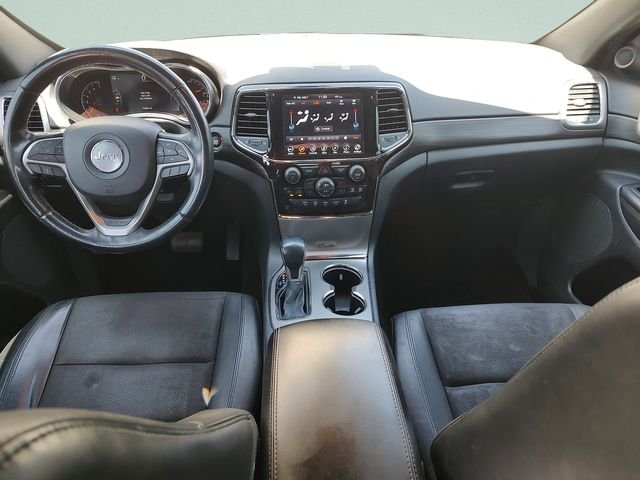 Used 2021 Black Jeep Laredo X image 9