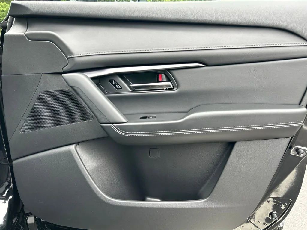 New 2026 Jet Black Mica Mazda 2.5 S Select image 29