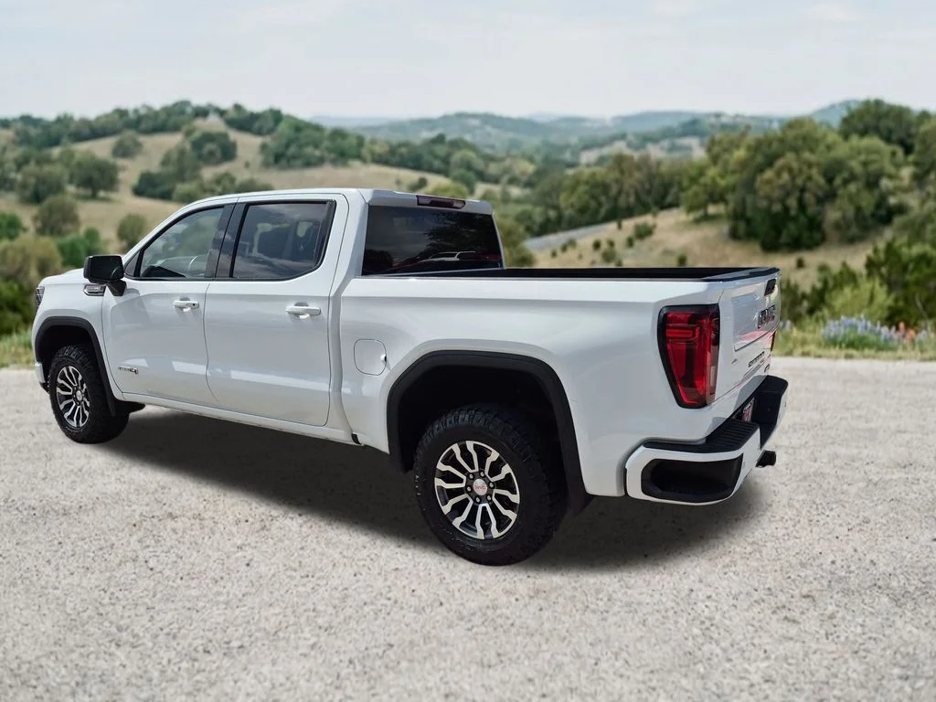 Used 2023 White GMC AT4 image 8