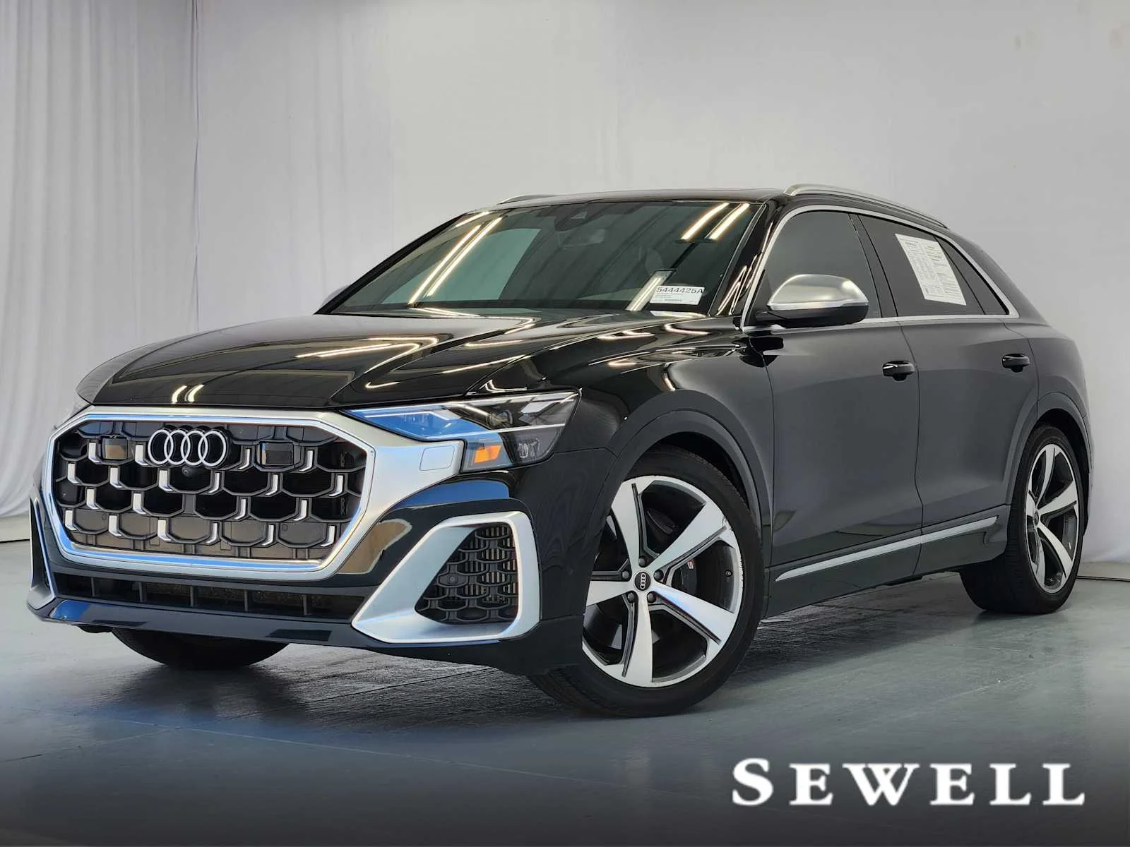 2024 Audi SQ8