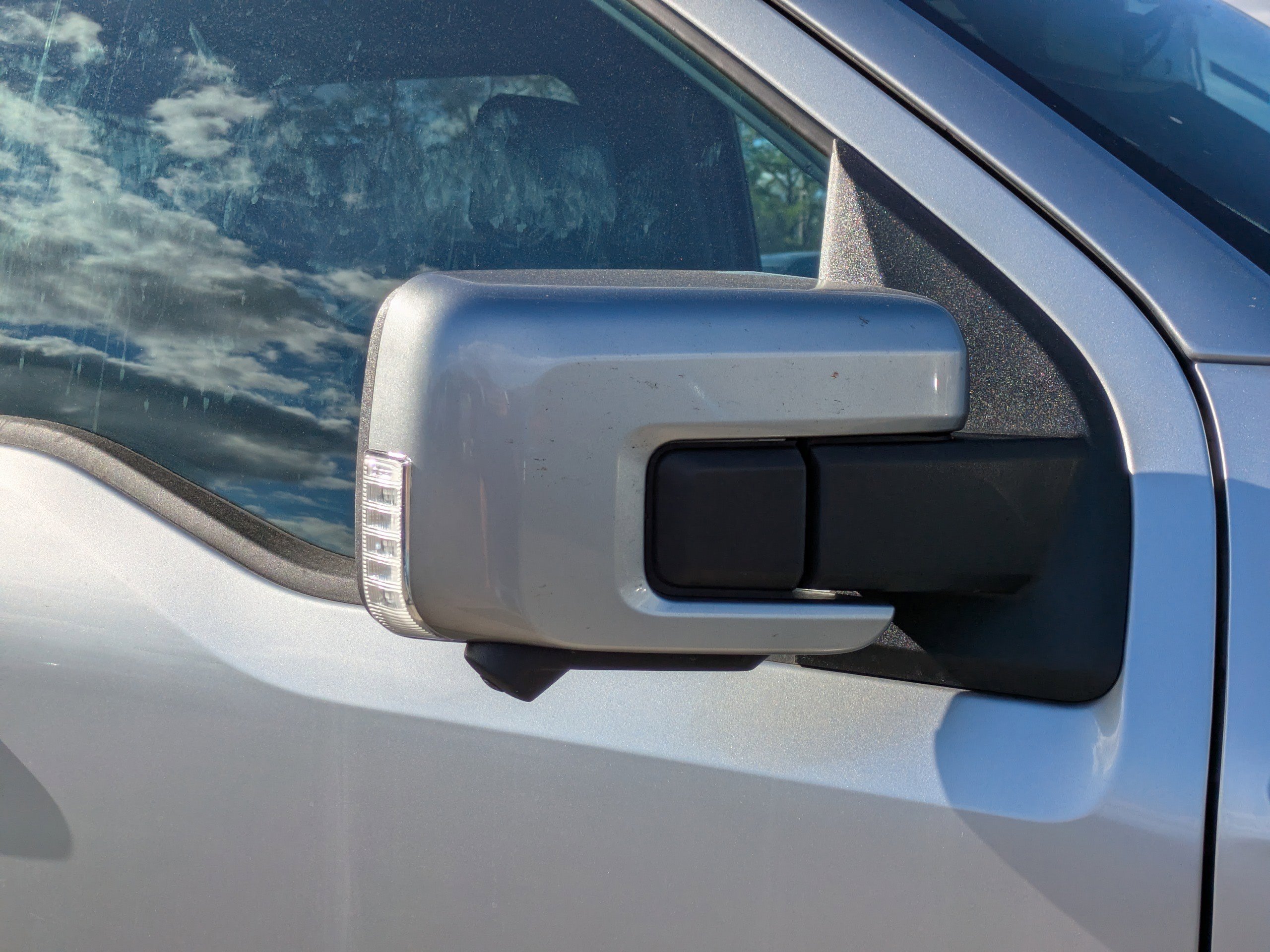 Used 2023  Ford Raptor image 12