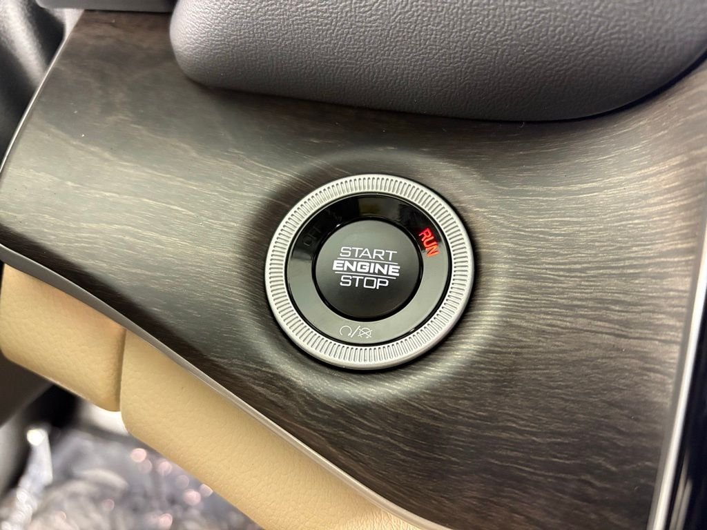 2025 Jeep Grand Cherokee L Limited - Photo 25
