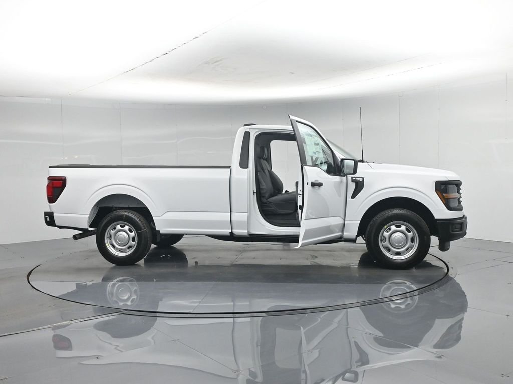New 2026 Oxford White Ford XL image 28