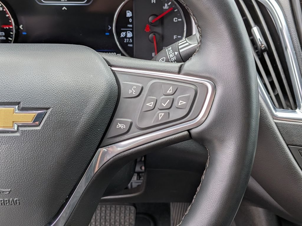 Used 2024 Gray Chevrolet LT image 19