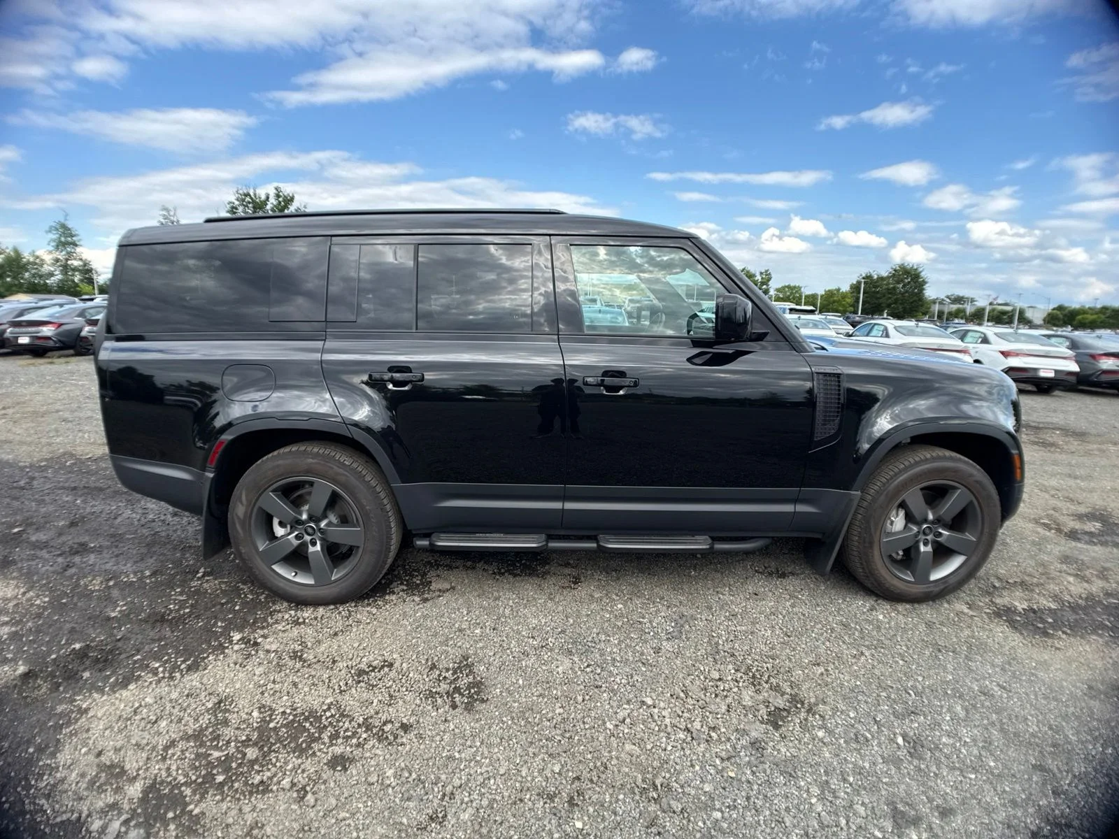 Used 2025 Black Land Rover S image 2