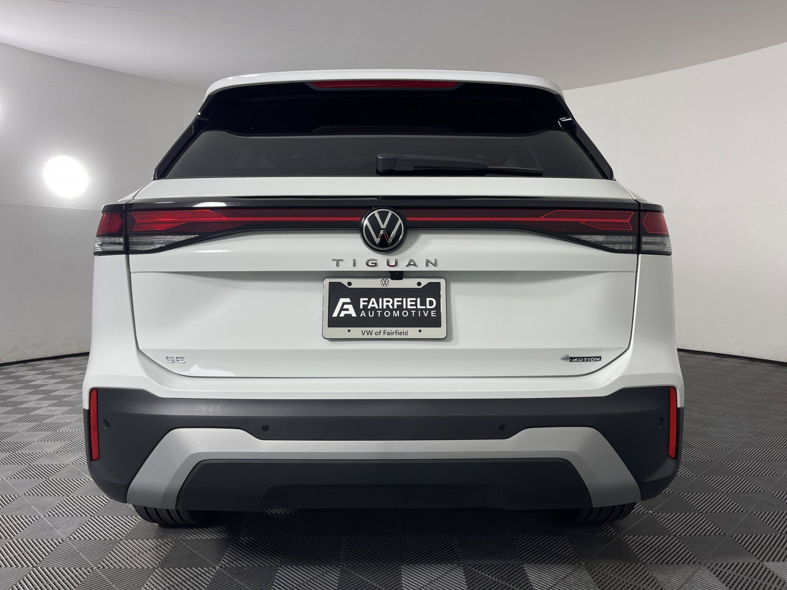 2026 Volkswagen Tiguan SE - Photo 12