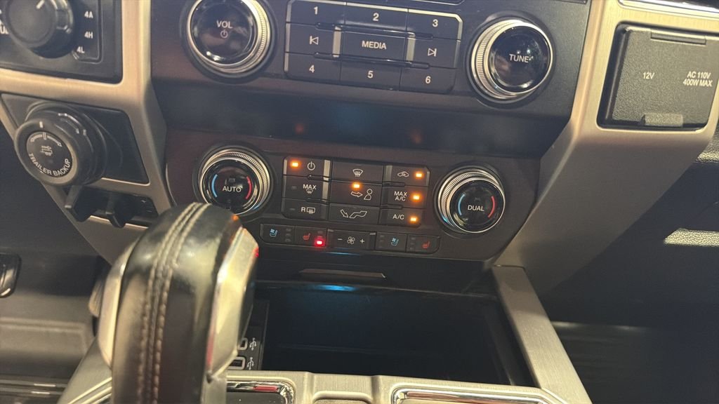 Used 2020 Black Ford Platinum image 19