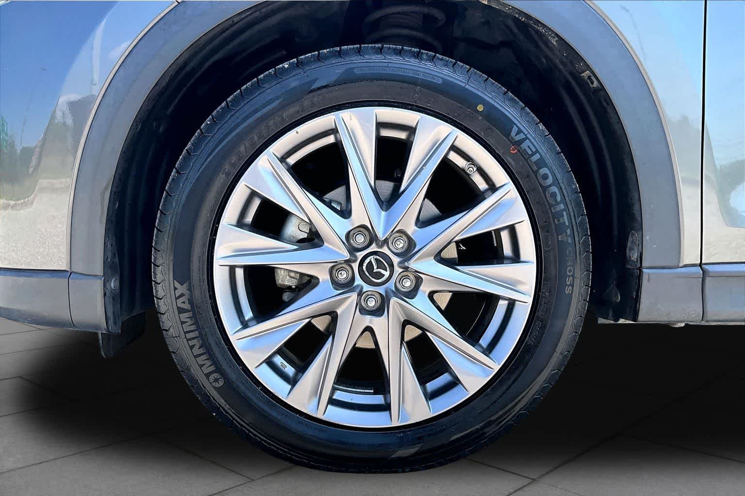 Used 2019 Machine Gray Metallic Mazda Grand Touring image 11