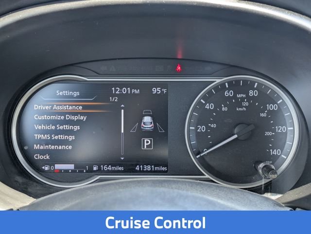 Used 2019 Cayenne Red Nissan SV image 13