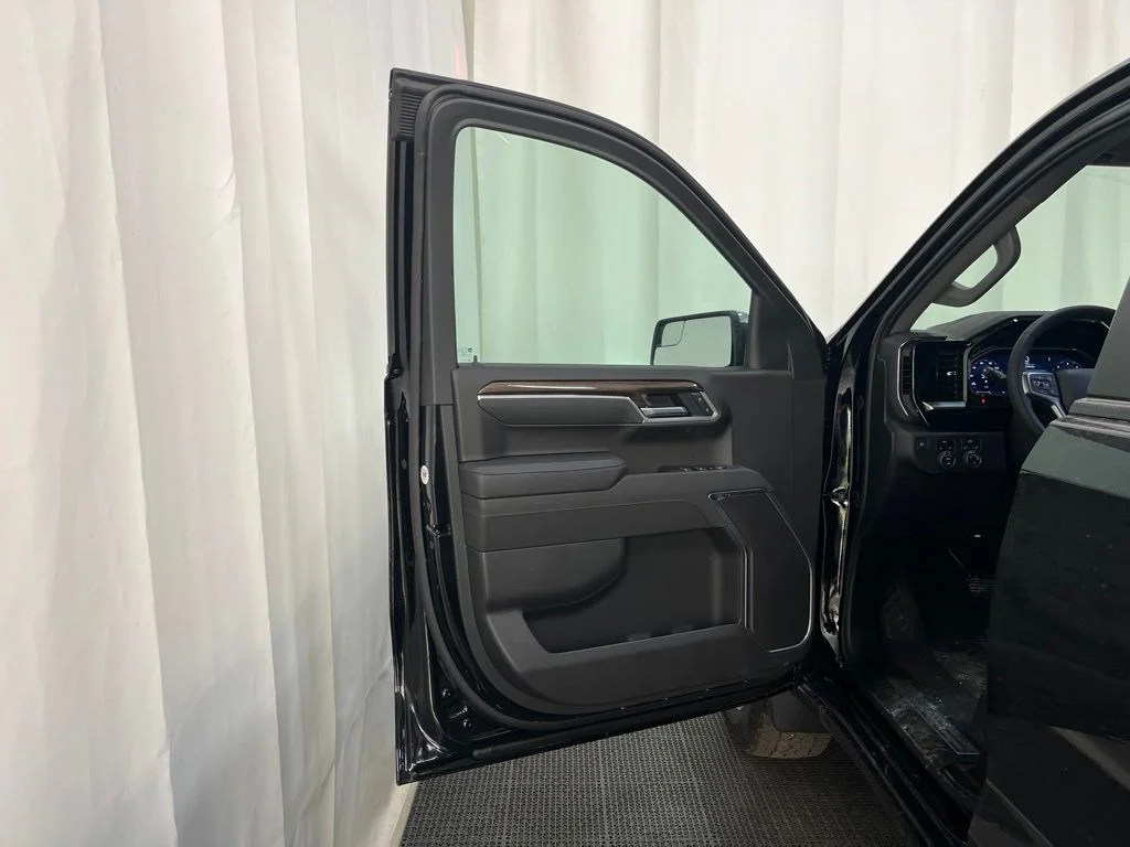 New 2026 Black Chevrolet LT image 17