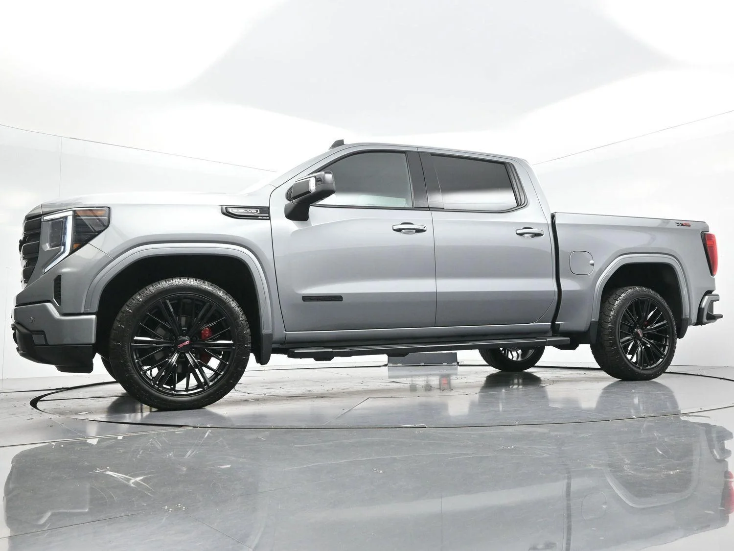 Used 2026 Sterling Metallic GMC Elevation image 46