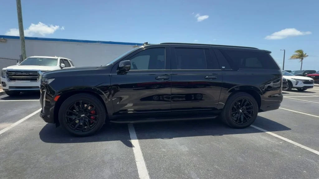 Used 2021 BLACK RAVEN Cadillac Sport Platinum image 6