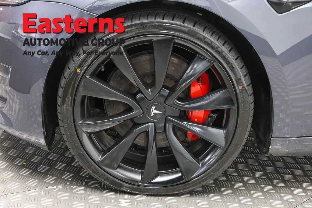 Used 2018 Gray Tesla Long Range image 26
