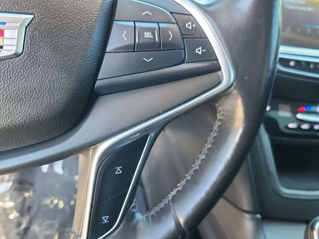 Used 2018 Gray Cadillac Luxury image 22