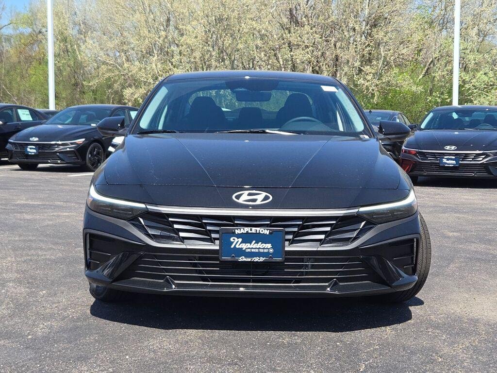 New 2026 Black Hyundai Blue image 4