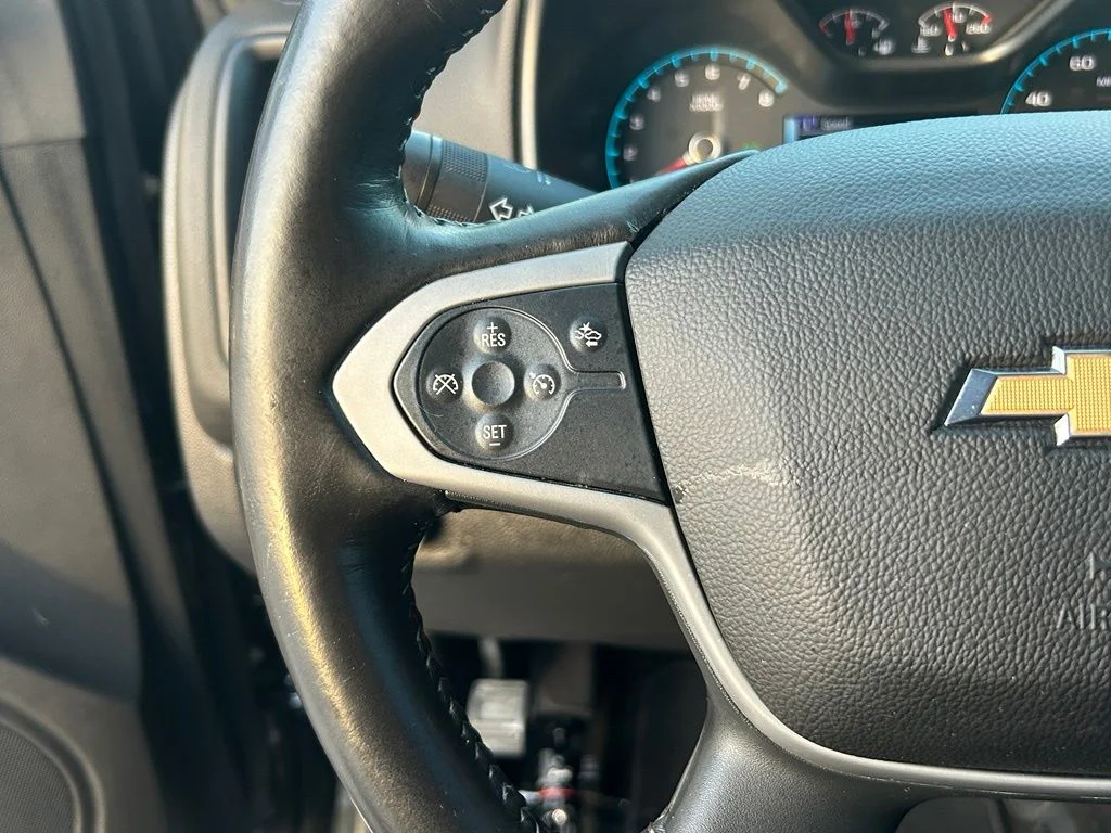 Used 2018 Graphite Metallic Chevrolet LT image 36