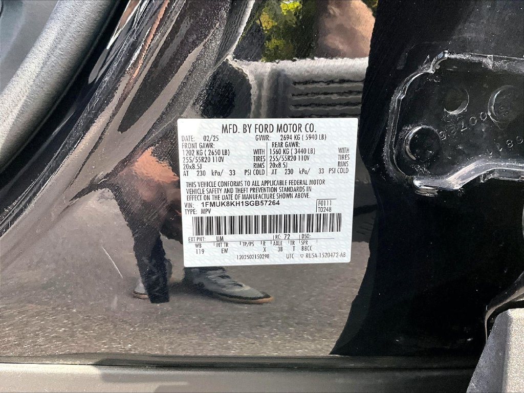 Used 2025 Black Metallic Ford ST-Line image 37
